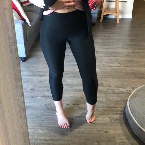 SOLD Nike High Rise 7/8 Legging - Picture 7 of 7